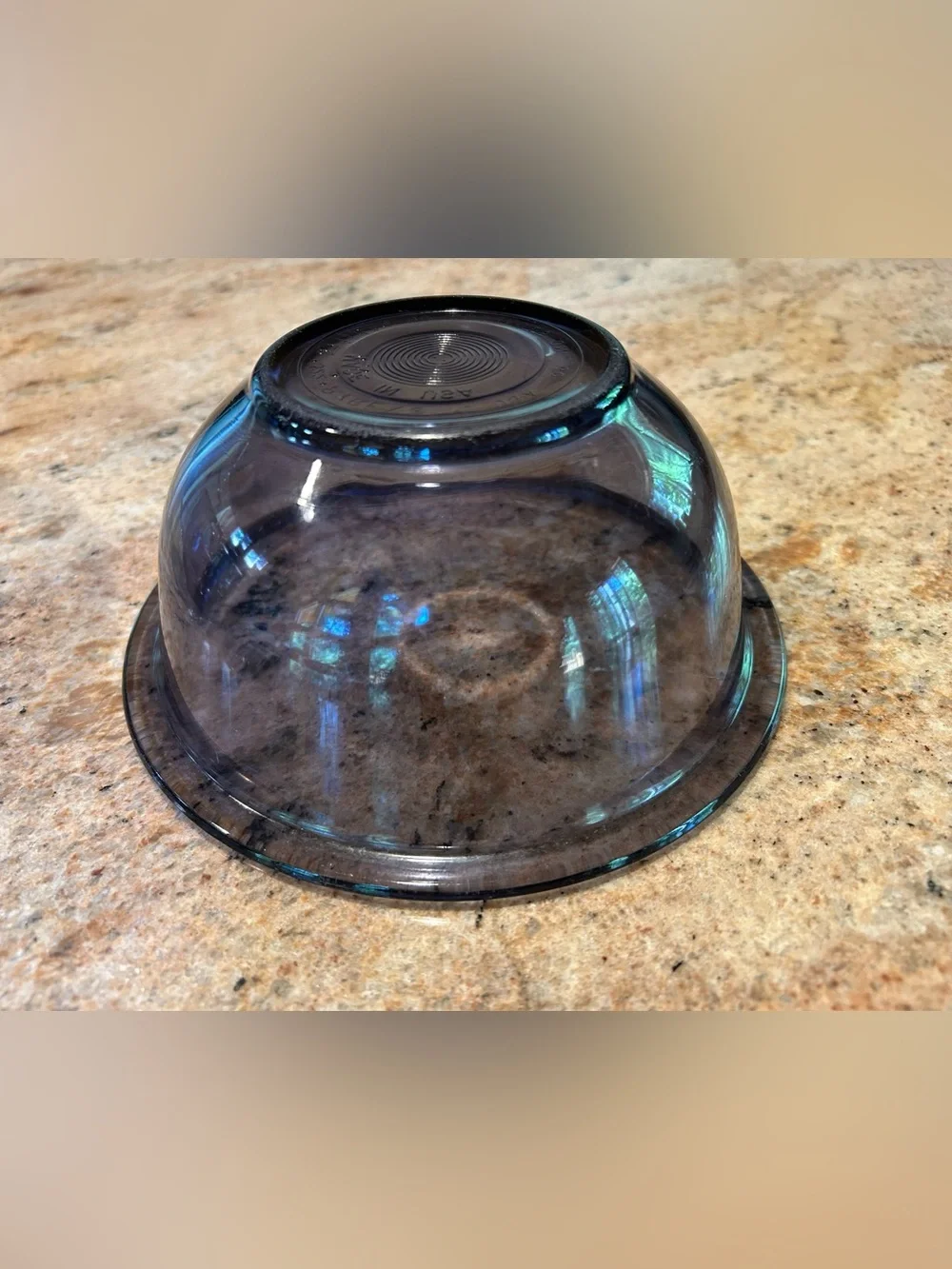 Pyrex Violet Purple #322 Glass Mixing Bowl w/Rim 7”W holds 1Qt (1L on bottom)